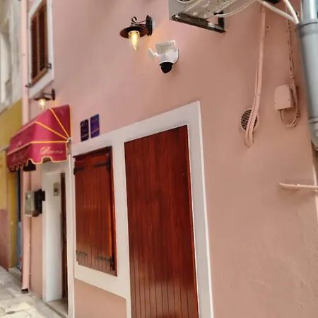 Πανσιόν Lighthouse Center 3*