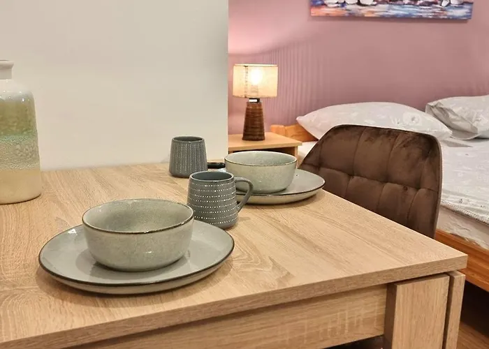 Lighthouse Center 3*