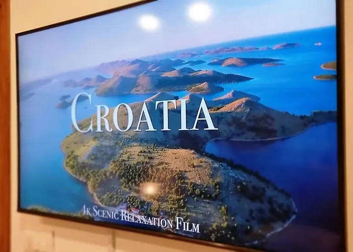 Gostinjska kuća Lighthouse Center 3*